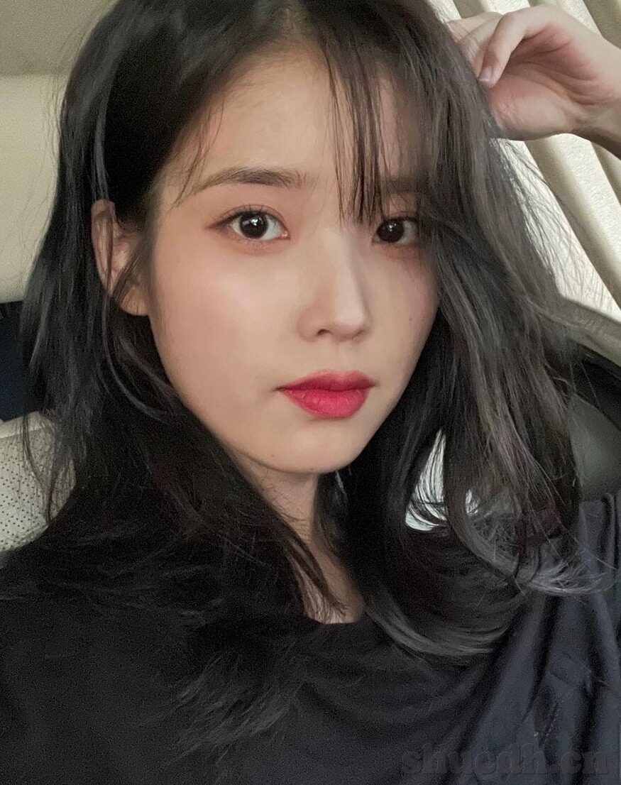 人妻的-细腻生活，人妻的角色与情感微妙